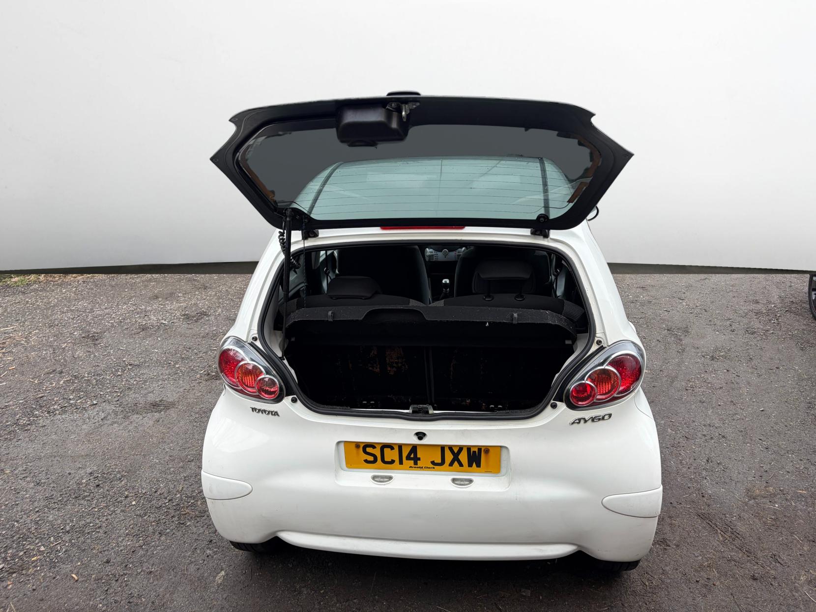 Toyota AYGO 1.0 VVT-i Mode Hatchback 5dr Petrol Manual Euro 5 (68 ps)