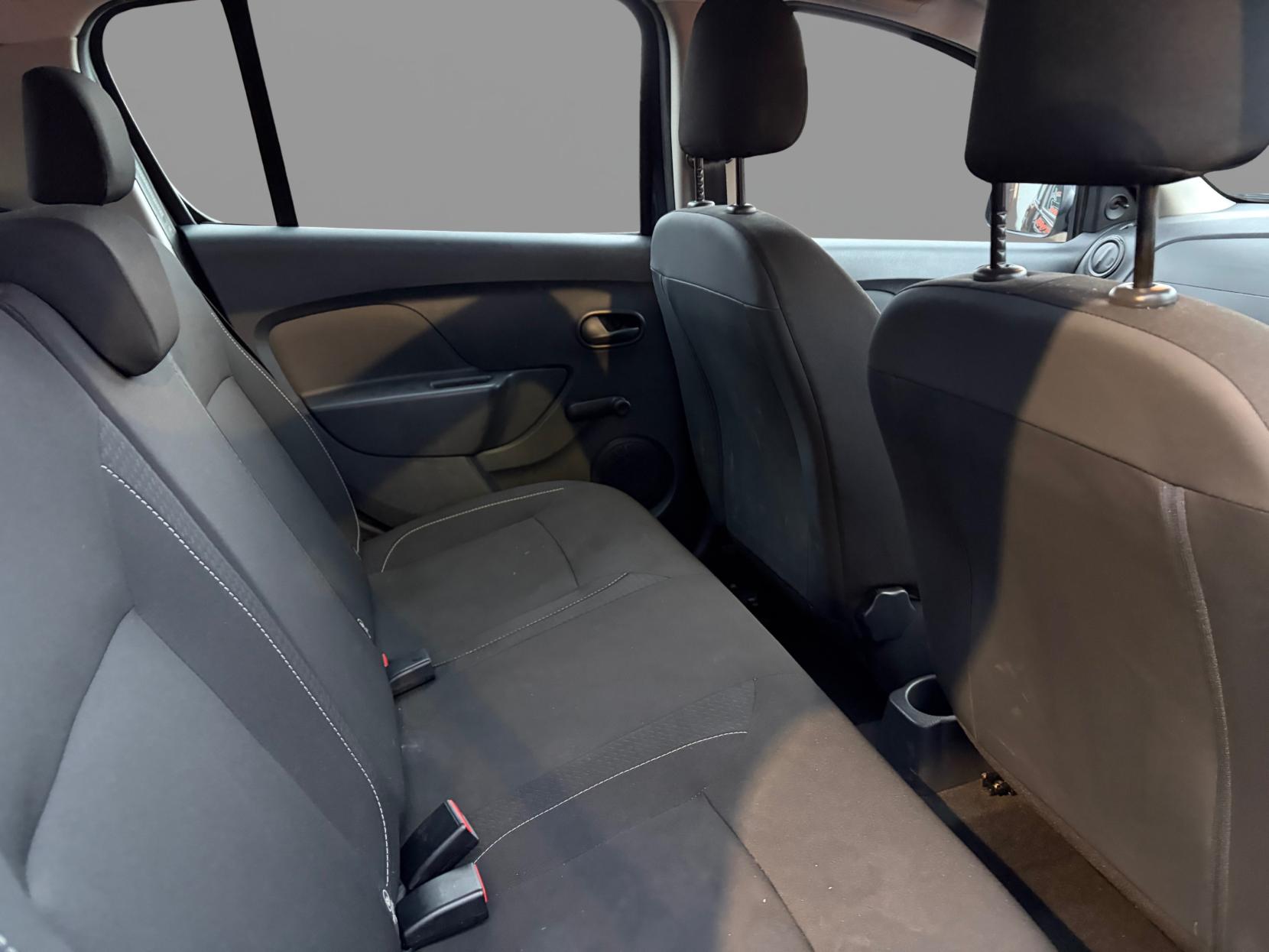 Dacia Sandero 1.0 SCe Essential Hatchback 5dr Petrol Manual Euro 6 (75 ps)