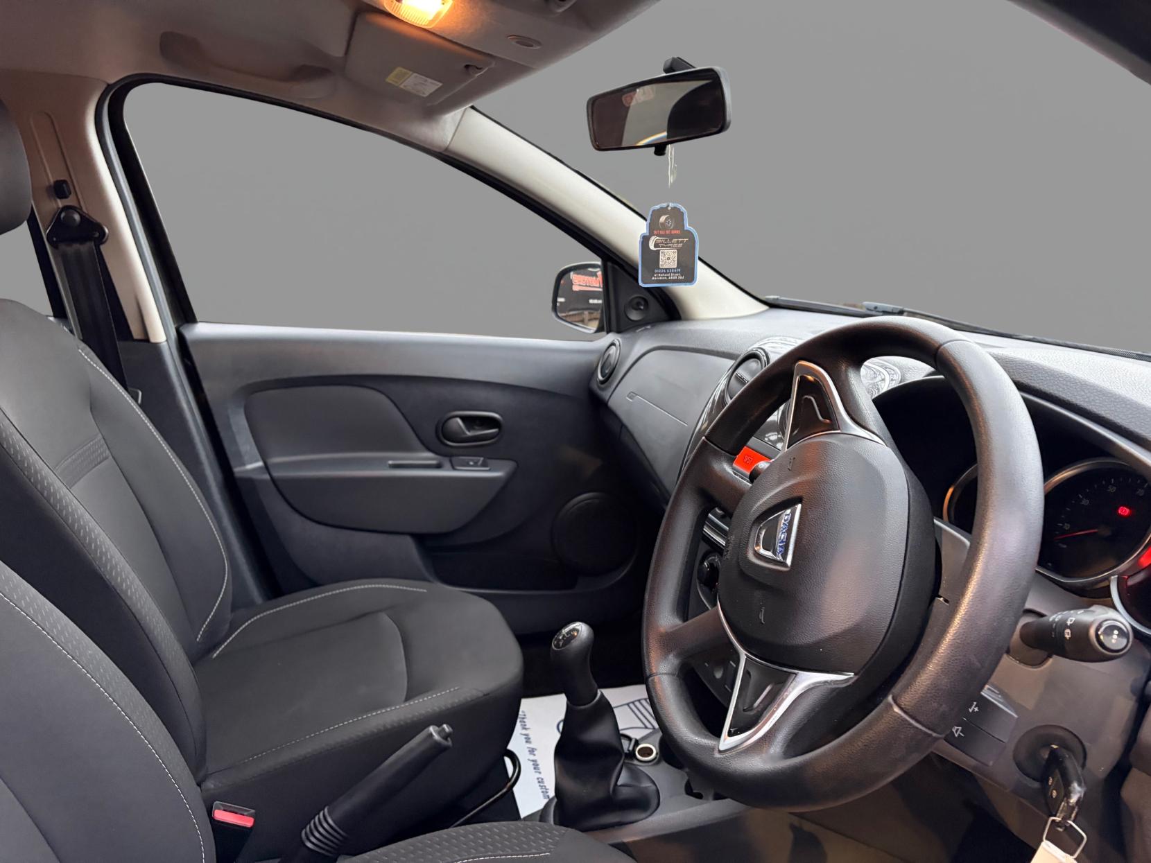 Dacia Sandero 1.0 SCe Essential Hatchback 5dr Petrol Manual Euro 6 (75 ps)